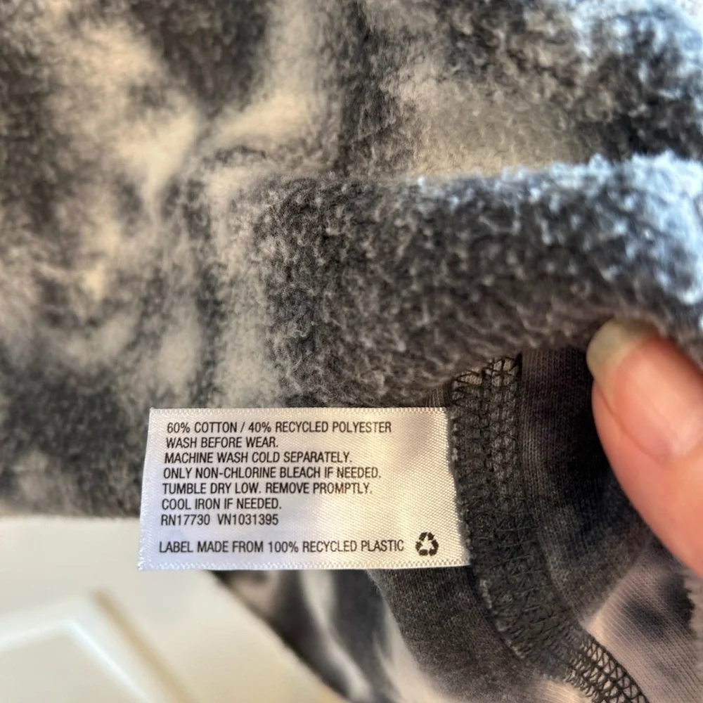 wild fable Black and White Tie-Dye Pullover - Picture 3 of 3